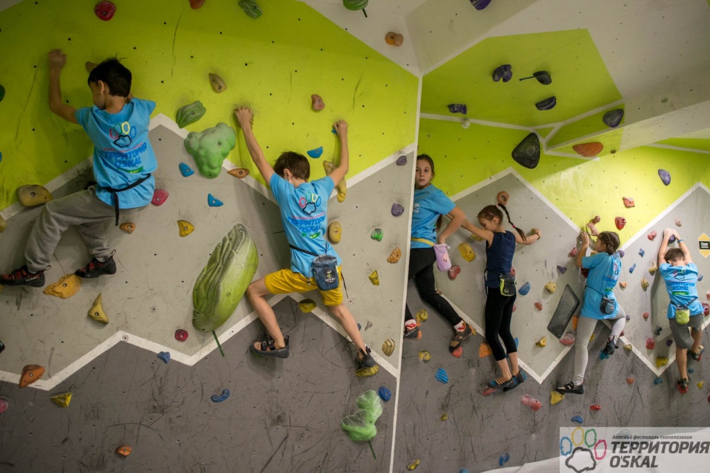 2017 год: фестиваль Территория О-Скал впервые проходит в стенах скалодрома Розкона